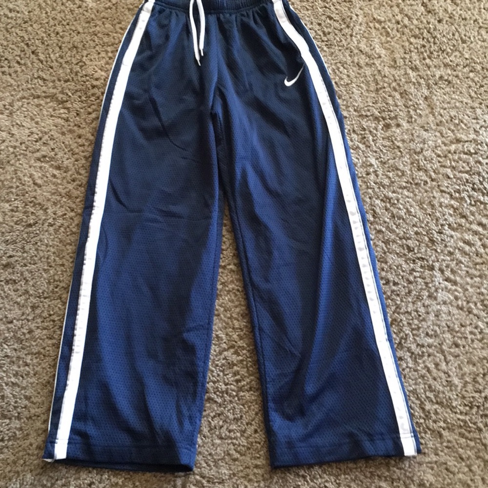 Nike Boys athletic Navy pants Sz M (10-12) EC